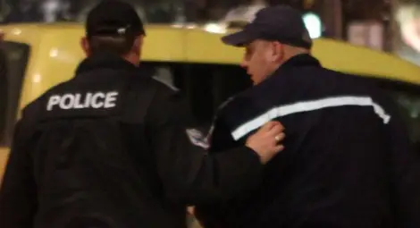 Таксиджия изхвърли жена в безсъзнание, бил му съсипан денят!