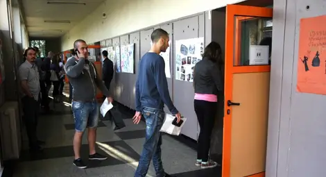 Над 41 хил. зрелостници се явяват на втора матура