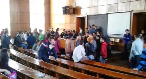 "Ранобудните студенти" изложиха исканията си в декларация