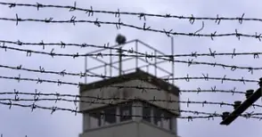 Рецидивист влиза в затвора по-малко от месец след два нагли грабежа в центъра на Русе