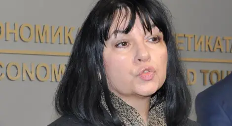 НЕК продала на избрани фирми ток на занижени цени