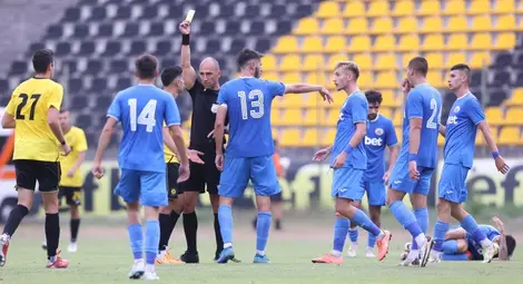 &bdquo;Дунав&ldquo; се издъни срещу &bdquo;Монтана&ldquo; в слаб мач с призиви за оставка в края