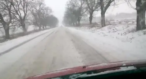 Дежурният синоптик в БАН с добри новини насред снежния ад Дежурният синоптик в БАН с добри новини насред снежния ад