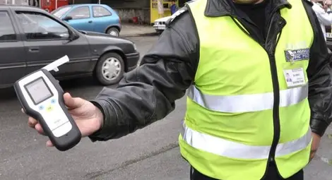 Шофьор нападнал патрулка при опит да го проверят за алкохол и дрога Шофьор нападнал патрулка при опит да го проверят за алкохол и дрога