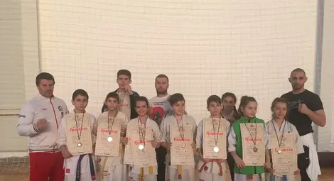 Каратистите на &bdquo;Ипон&ldquo; с девет медала от национален шампионат