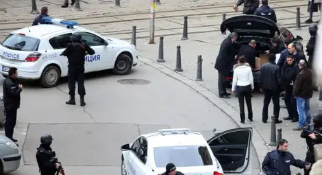 Изнасят ценни монети от КТБ, карат ги в БНБ Изнасят ценни монети от КТБ, карат ги в БНБ