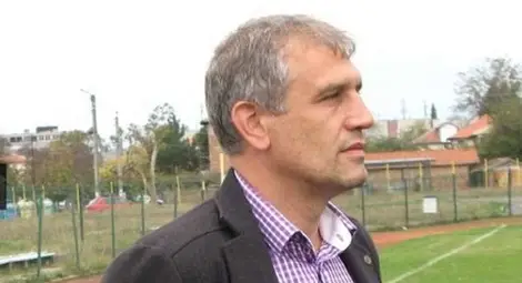 Помощник треньор на Нефтохимик ще работи в Лудогорец