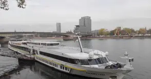 „Елегант Лейди“ глези и сърцето, и небцето с шампанското на туризма