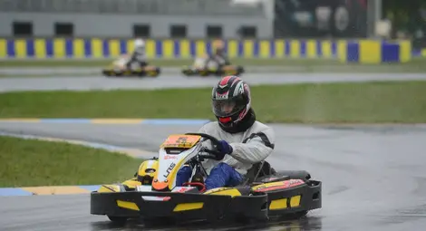 Силен дебют за Барбуков на световното по картинг Силен дебют за Барбуков на световното по картинг