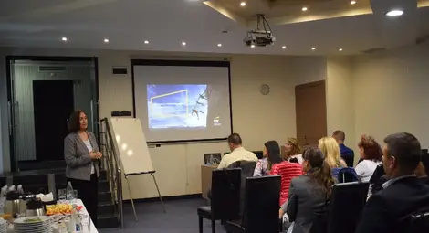 Стефанова на семинар за преодоляване на кризата заради Ковид-19 - Община Русе е готова да съдейства на бизнеса&nbsp;инфраструктурно и с бързо административно обслужване