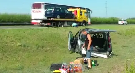 Петима пострадаха при тежка катастрофа с български автомобил в Унгария