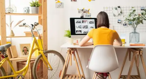 Полезно: Как да съчетаваме работа от вкъщи и грижа за семейството Полезно: Как да съчетаваме работа от вкъщи и грижа за семейството