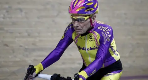 Мъж на 105 г. постави световен рекорд