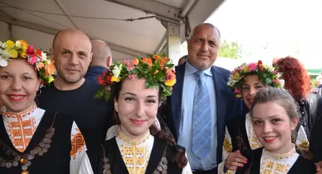 Бойко Борисов: Охраните на една партия участват в клипове на друга партия срещу трета партия &ndash; &bdquo;по европейски стандарт&ldquo;