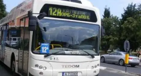 Стреляха по пълен автобус в Бургас