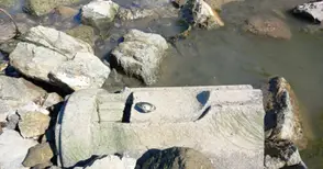 Мистериозната колона отново изплува под Конския плаж