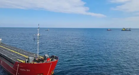 Акцията по изтеглянето на заседналия кораб край Яйлата е прекратена