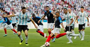 Франция изхвърли Аржентина от Мондиала след страхотно шоу в Казан