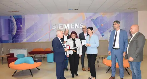Нов Siemens Corner център беше открит в Русенския университет