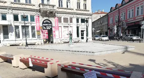 В първия ден на горещниците температурата стигна 37 градуса