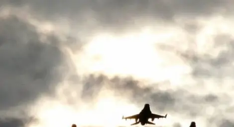 Самолети на САЩ избиха десетки терористи от ИД в Либия