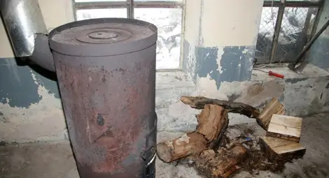 Приемат заявления за безплатна  подмяна на печки на твърдо гориво