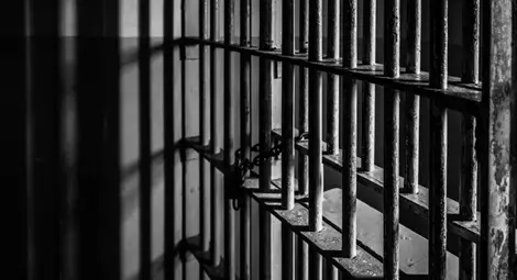 До 20 години затвор и 960 000 глоба грозят издирван от Гърция русенец