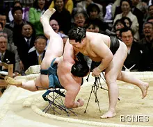 Даниел загуби от "йокодзуна" Харумафуджи само за една секунда