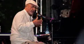 С филм за джазмена Милчо Левиев започва месец октомври в операта