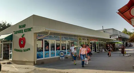 Новият закрит пазар ще бъде от типа на вече работещия в &bdquo;Здравец Изток&ldquo;.                                                    Снимка: Архив &bdquo;Утро&ldquo;