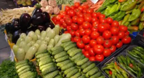 Храните най-евтини от  началото на годината