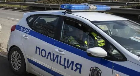 Прегазената жена бягала, мъжът ѝ я гонел с кола, смазали я дрогирани младежи