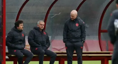 Невиждан скандал в Манчестър Юнайтед! Моуриньо се сби с фитнес треньор! Невиждан скандал в Манчестър Юнайтед! Моуриньо се сби с фитнес треньор!