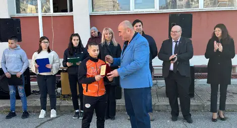 Русенското спортно училище чества своя патронен празник