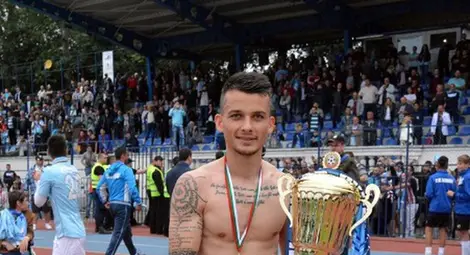 Бранко Костадинов създаде програма за подготовка при домашни условия Бранко Костадинов създаде програма за подготовка при домашни условия