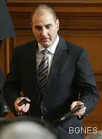 Цветанов: Всяка стъпка на кабинета е тотален популизъм Цветанов: Всяка стъпка на кабинета е тотален популизъм