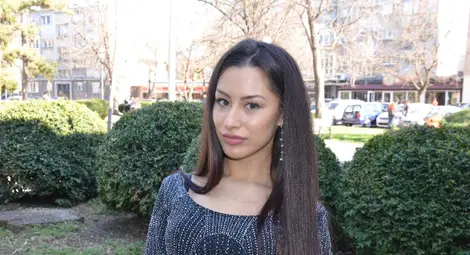 Високите токчета били най-голямото изпитание за новата Мис Русе