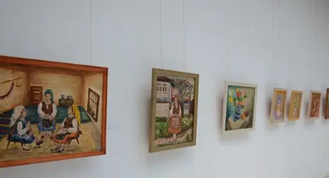 Самоука художничка откри първа русенска изложба