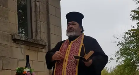 Отец Николай