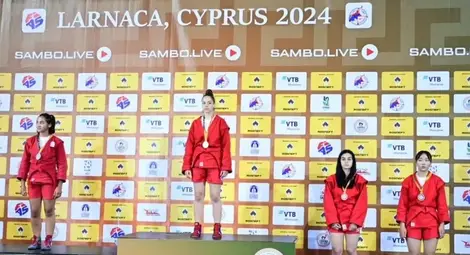 Ученичка от Дойче шуле с бронз от световно по самбо