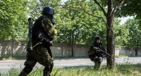 В Луганск се водят улични боеве В Луганск се водят улични боеве