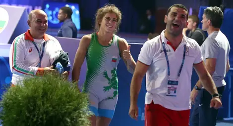 &bdquo;Нашата&ldquo; Тайбе спира с борбата, за да стане треньорка на полякини