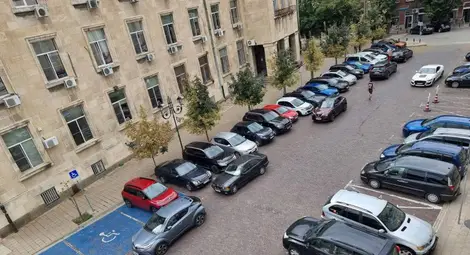 Паркирането около съда влиза в Комисията по безопасност на движението