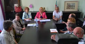 Договорите на 35 работници от Корабната прекратени след намесата на омбудсмана