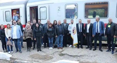 „Синият Дунав“ тръгна обнадеждаващо - само в Русе и Бяла се качиха 70 пътници „Синият Дунав“ тръгна обнадеждаващо - само в Русе и Бяла се качиха 70 пътници