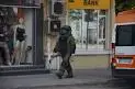 Сапьори от Варна взривиха съмнителни кашони на Главната