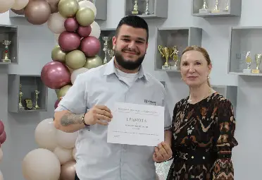 Ресторант &bdquo;Кино Роял&ldquo; награди бъдещи  професионалисти и техни учители от Гимназията по туризъм в Русе