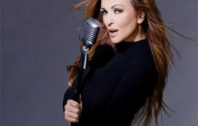 Глория пробива като певица с хитове на Лили Иванова и Георги Христов /галерия/