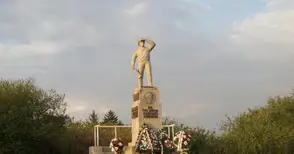 Тържествата за годишнината на флота започват от Флотската кула и Паметника на моряка