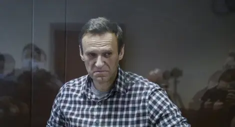 Местят Навални в болница